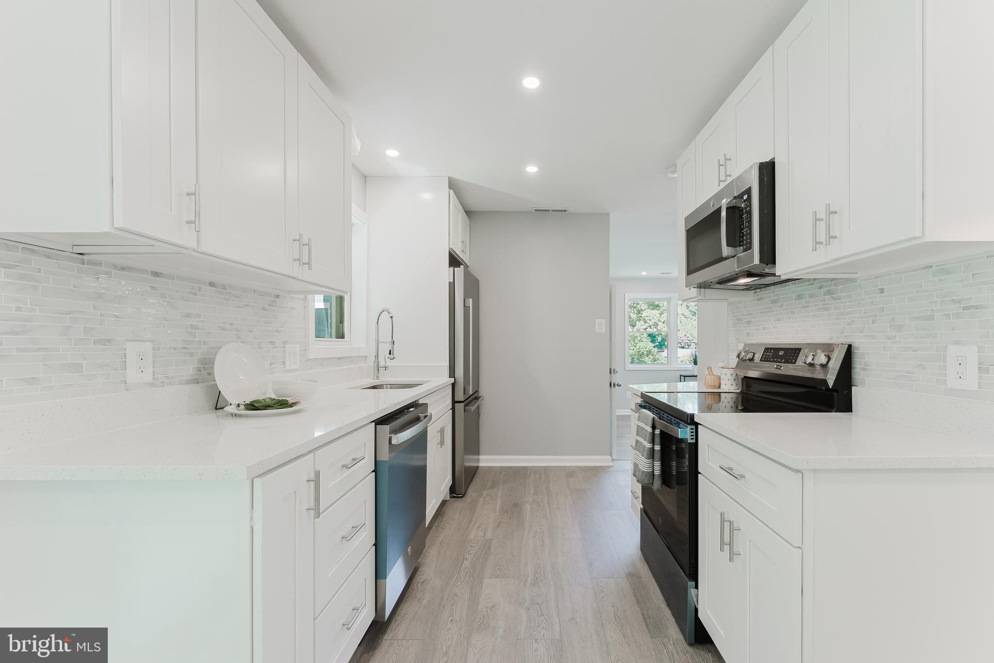 BROOK HILLS ESTATE - Residential