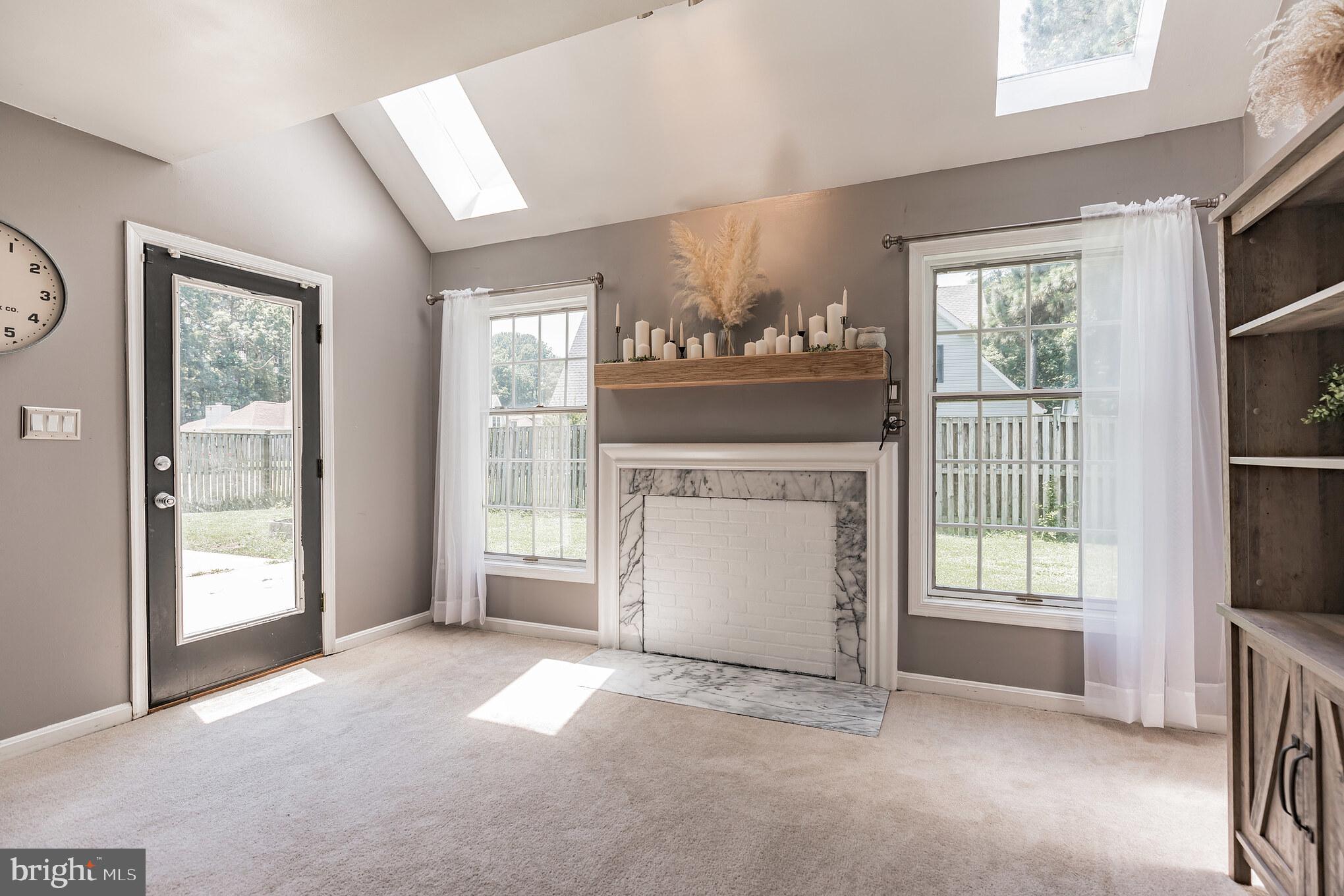 CEDAR COVE - Residential