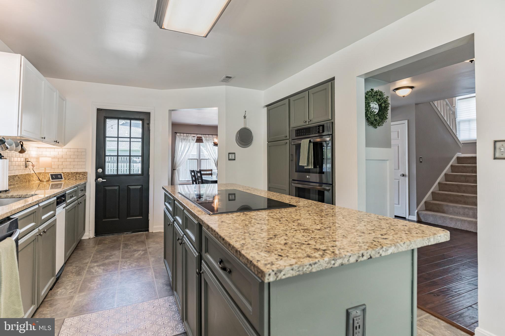 CEDAR COVE - Residential