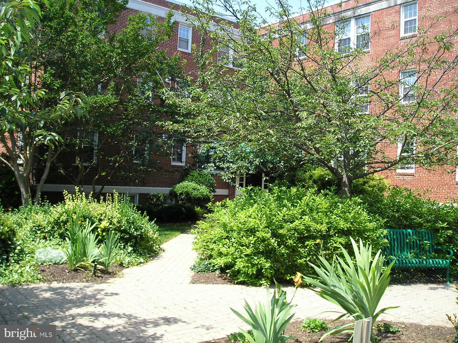 ARBORS OF ARLINGTON - Residential