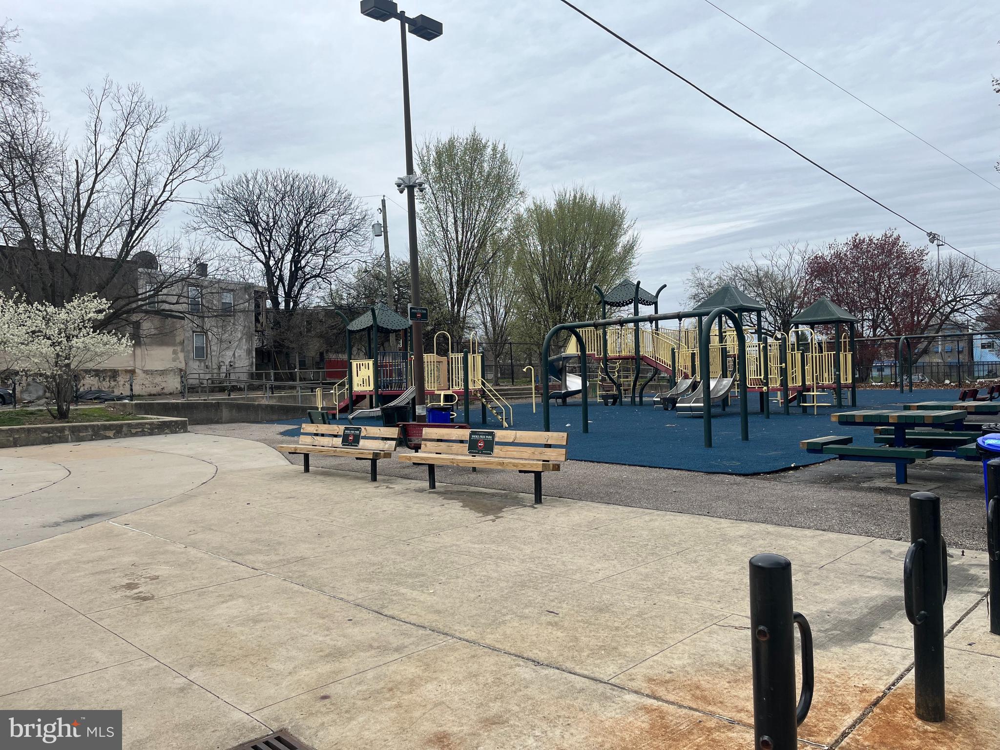 MILL CREEK - Residential