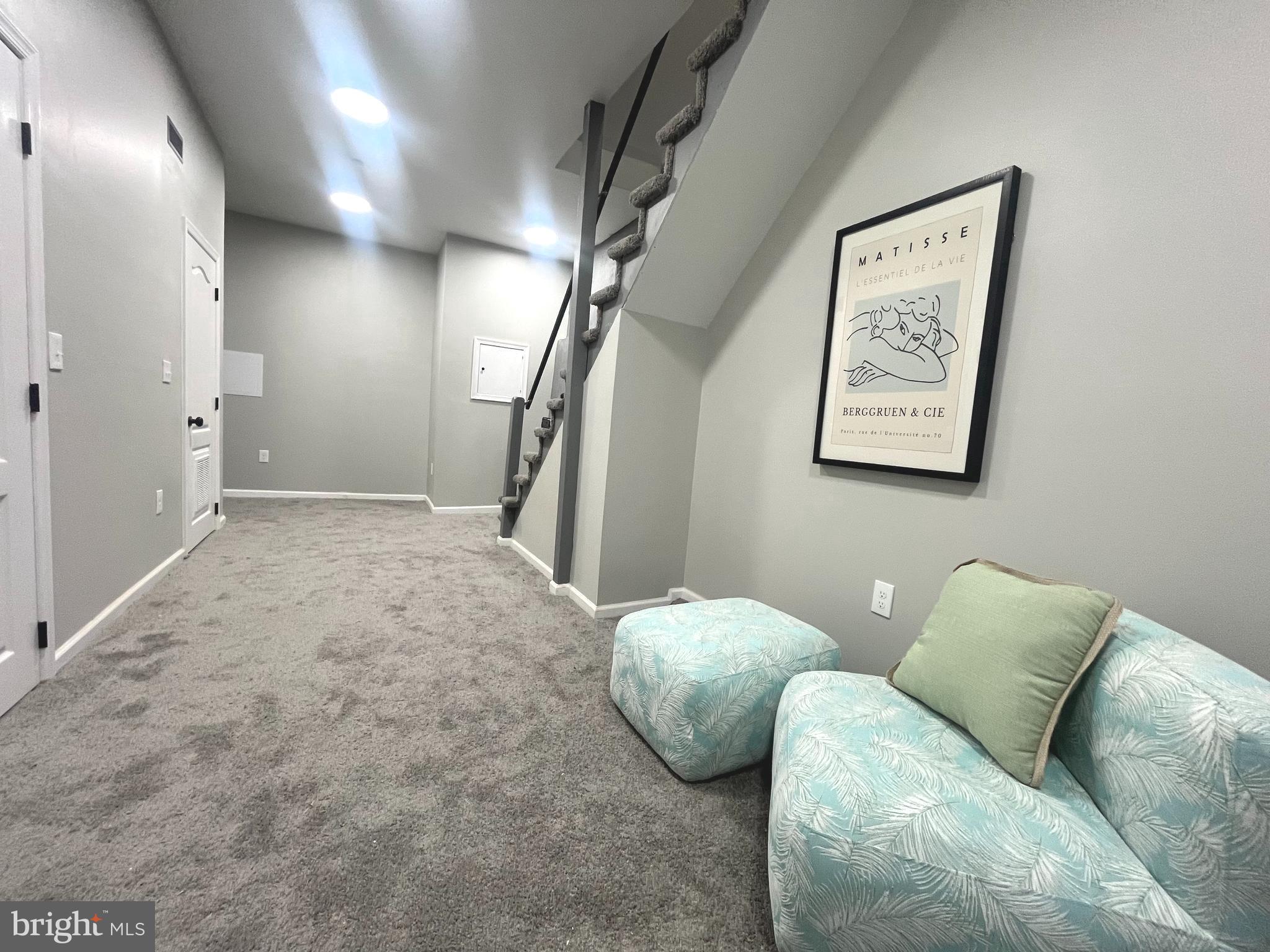 MILL CREEK - Residential