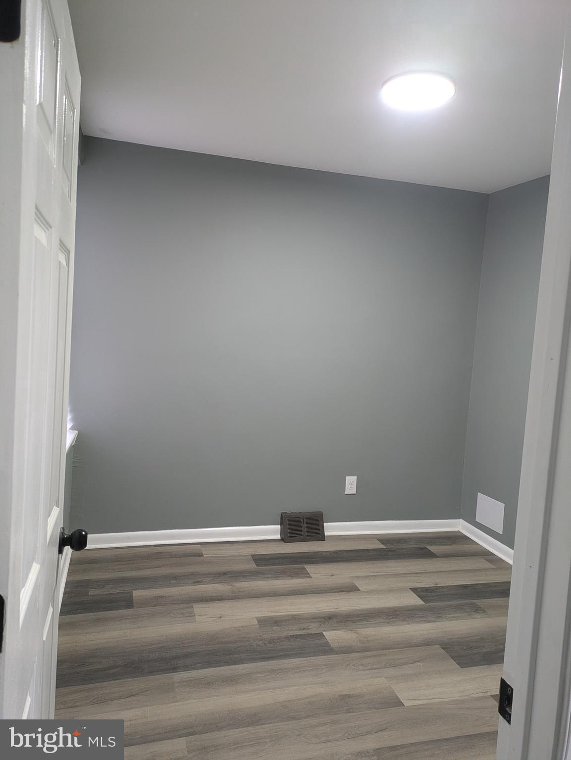 MILL CREEK - Residential