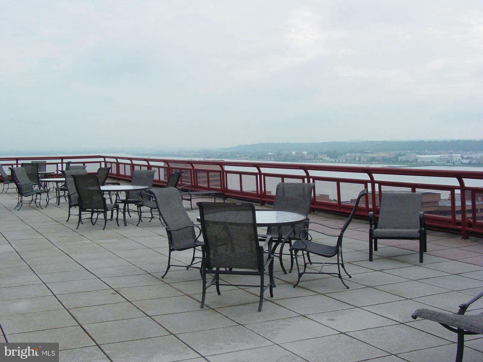 PORT ROYAL - Residential Lease