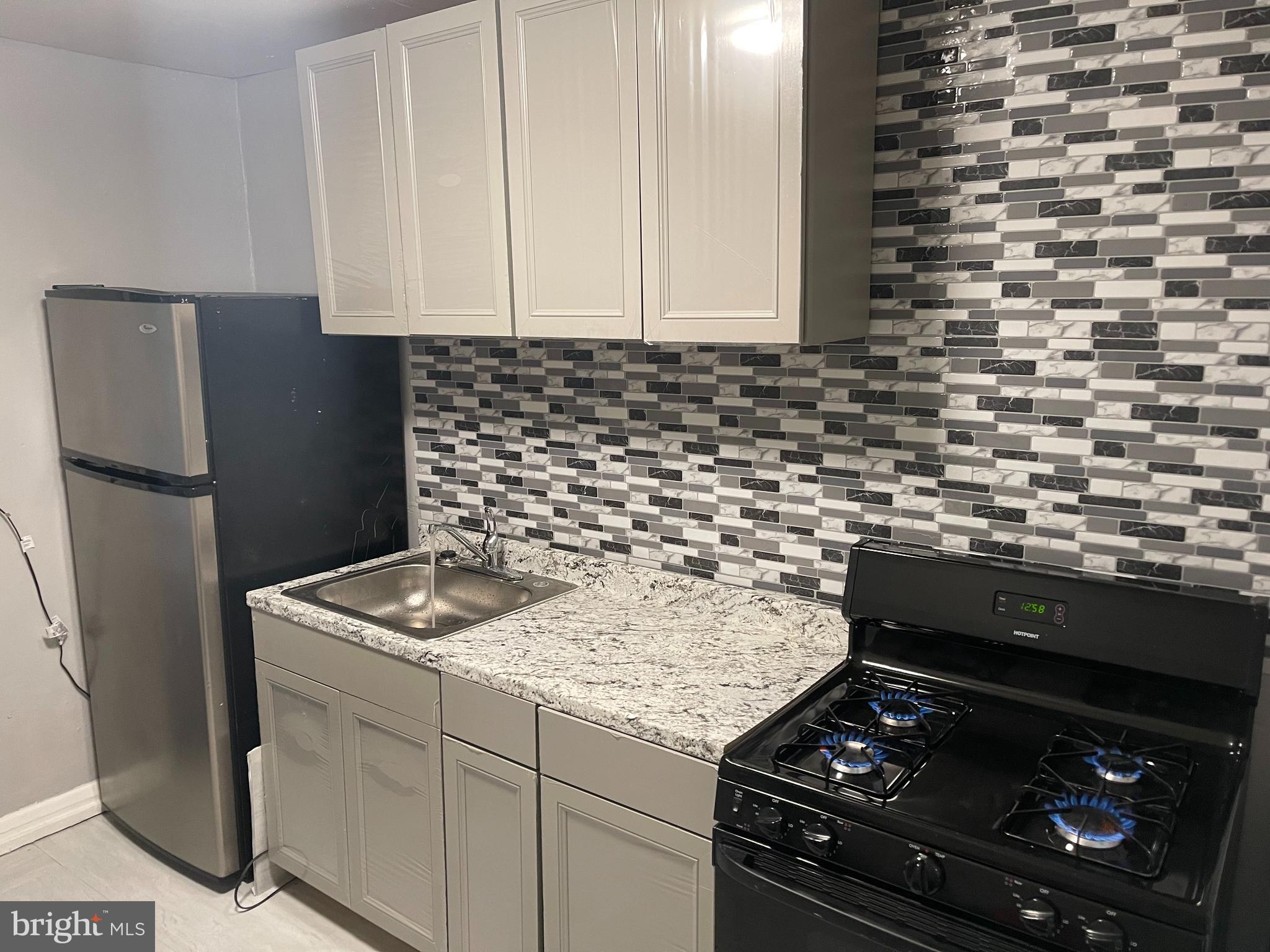 CURTIS BAY - Residential Lease