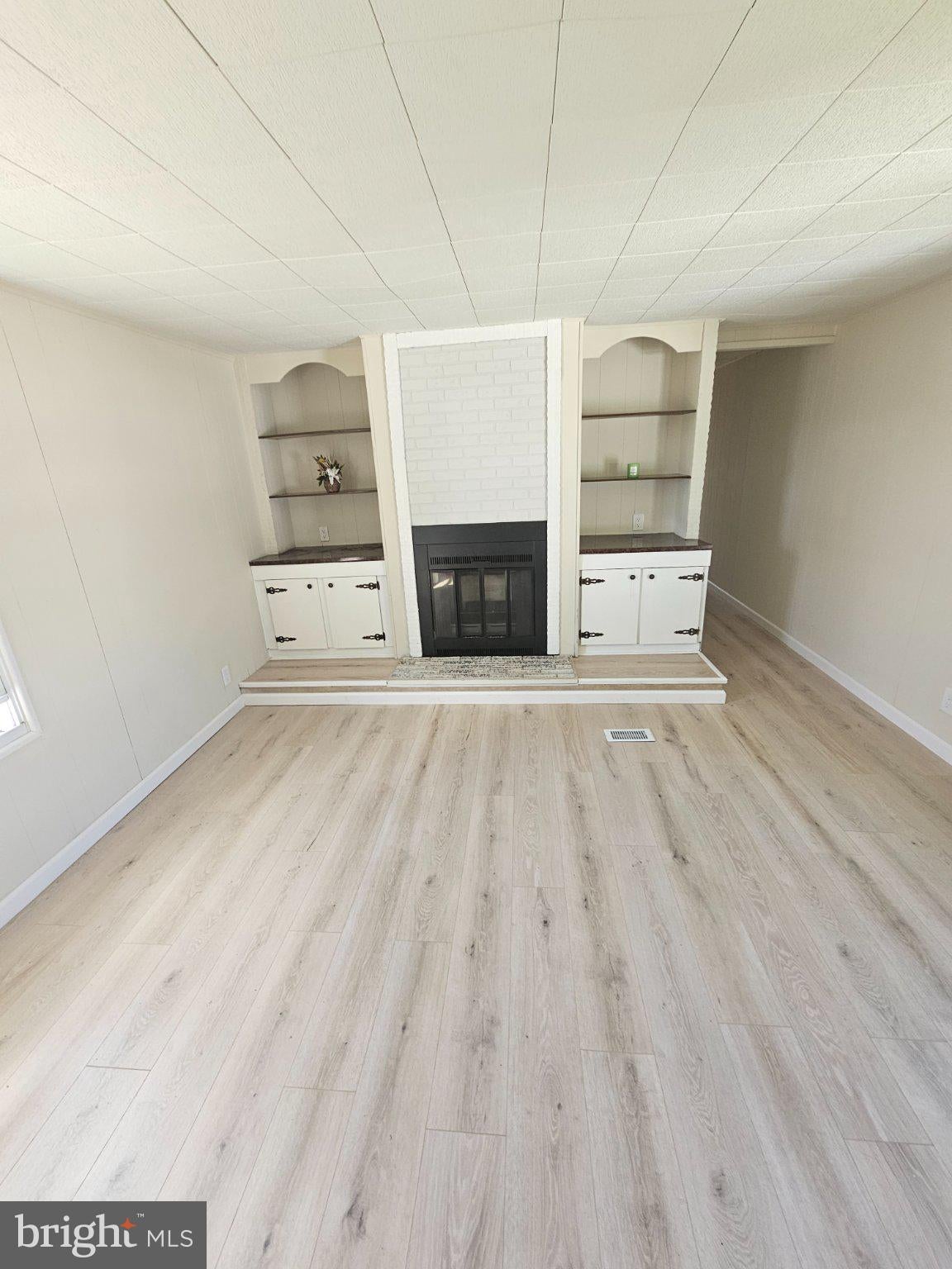 124 COUNTRY LANE 124 - Photo 2