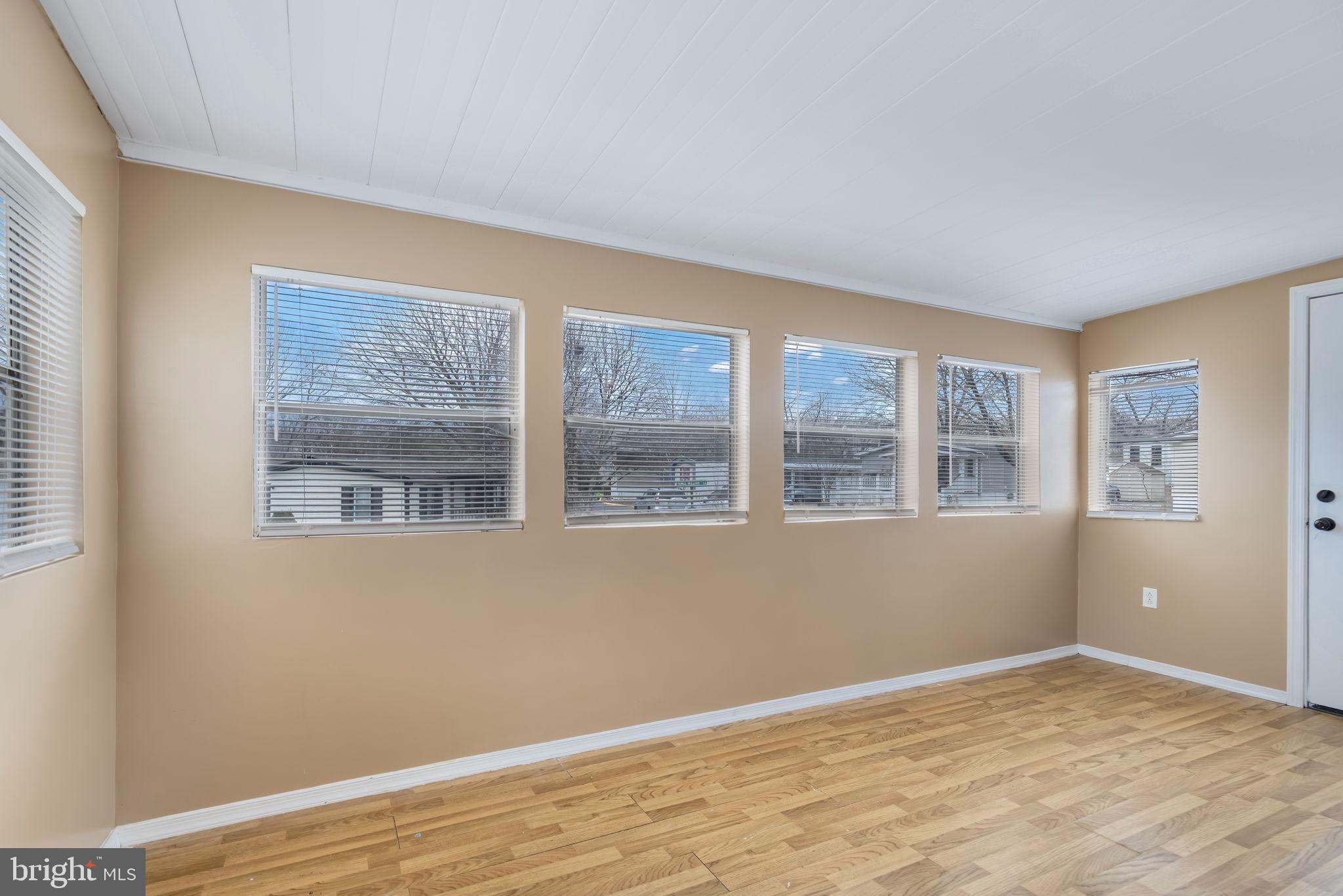 GRAYSON VILLAGE - Residential