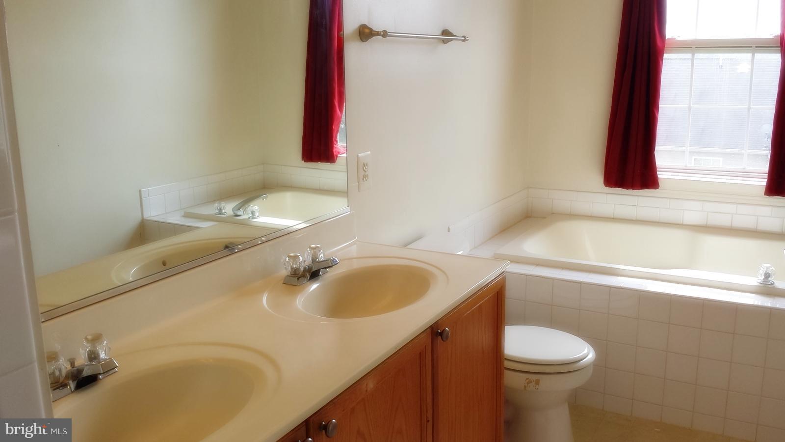 POTOMAC HILLS - Residential Lease