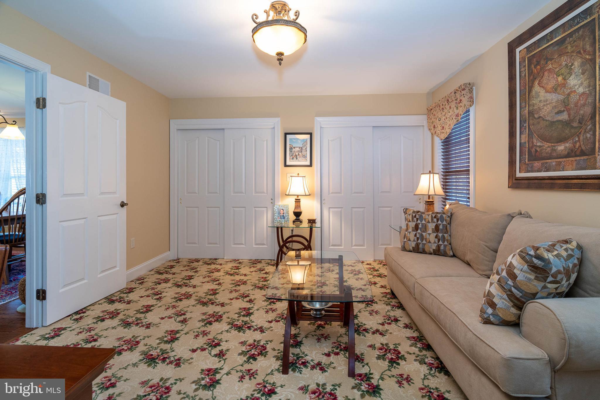 LITITZ BOROUGH - Residential