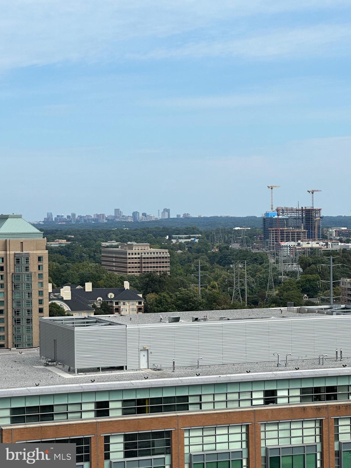 MIDTOWN AT RESTON TOWN CENTER - Residential Lease