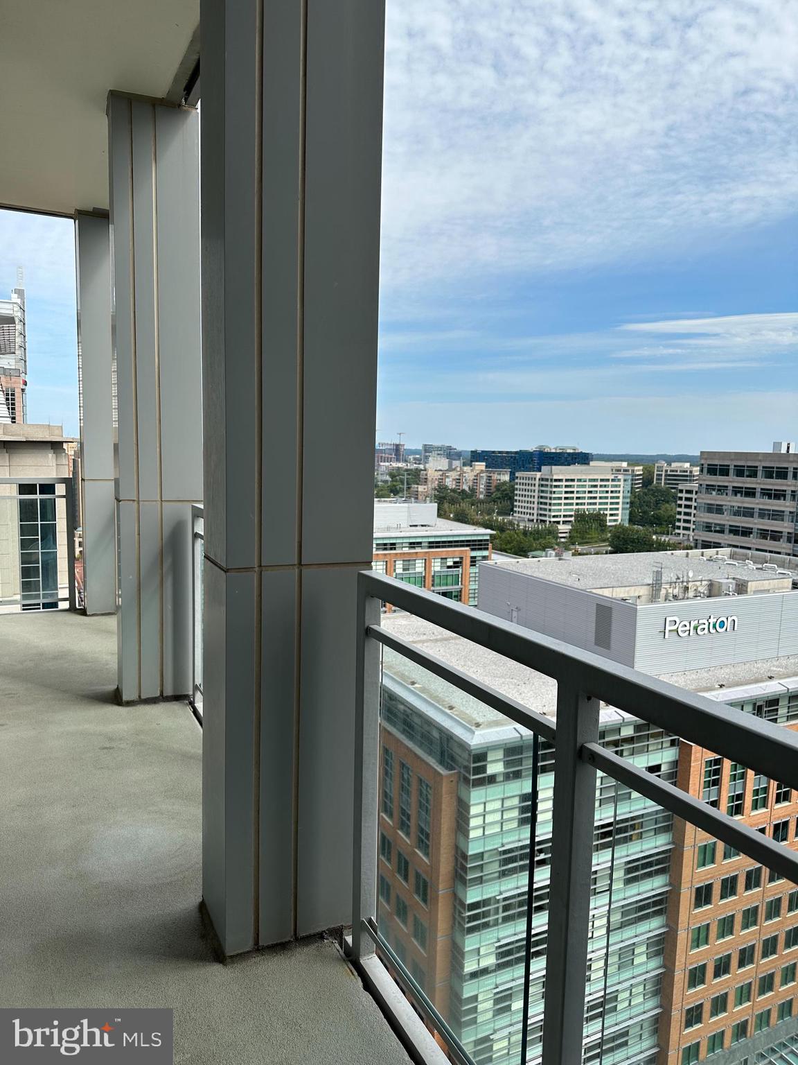 MIDTOWN AT RESTON TOWN CENTER - Residential Lease