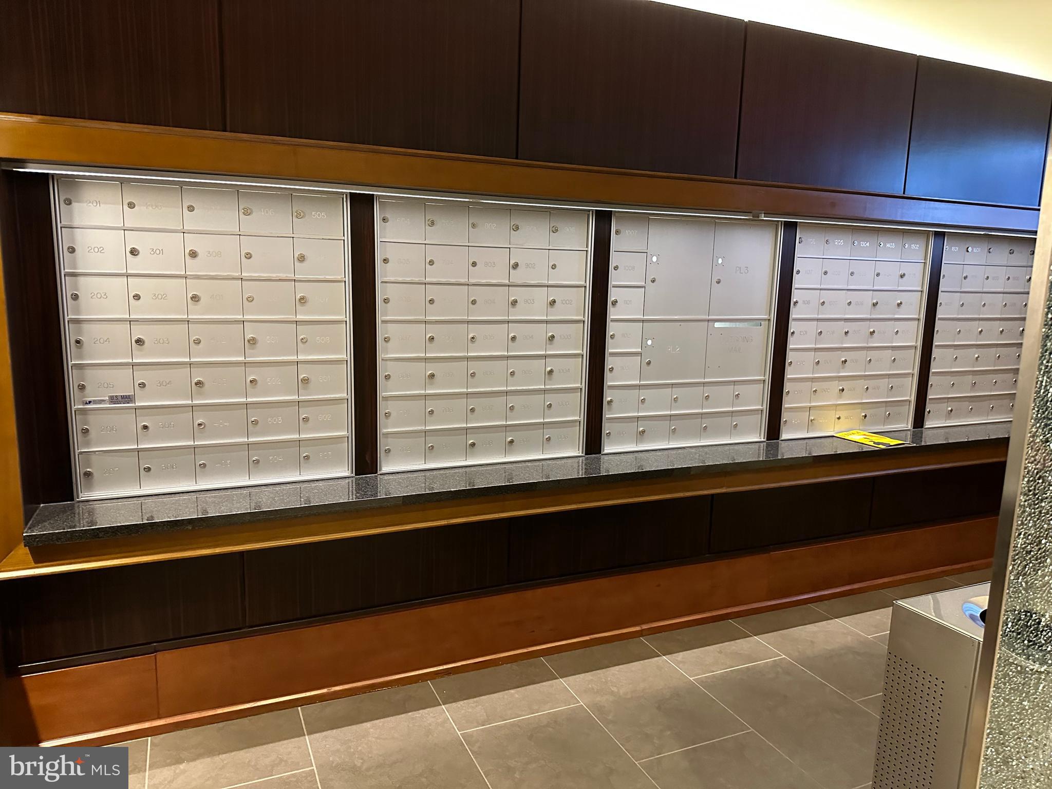 MIDTOWN AT RESTON TOWN CENTER - Residential Lease