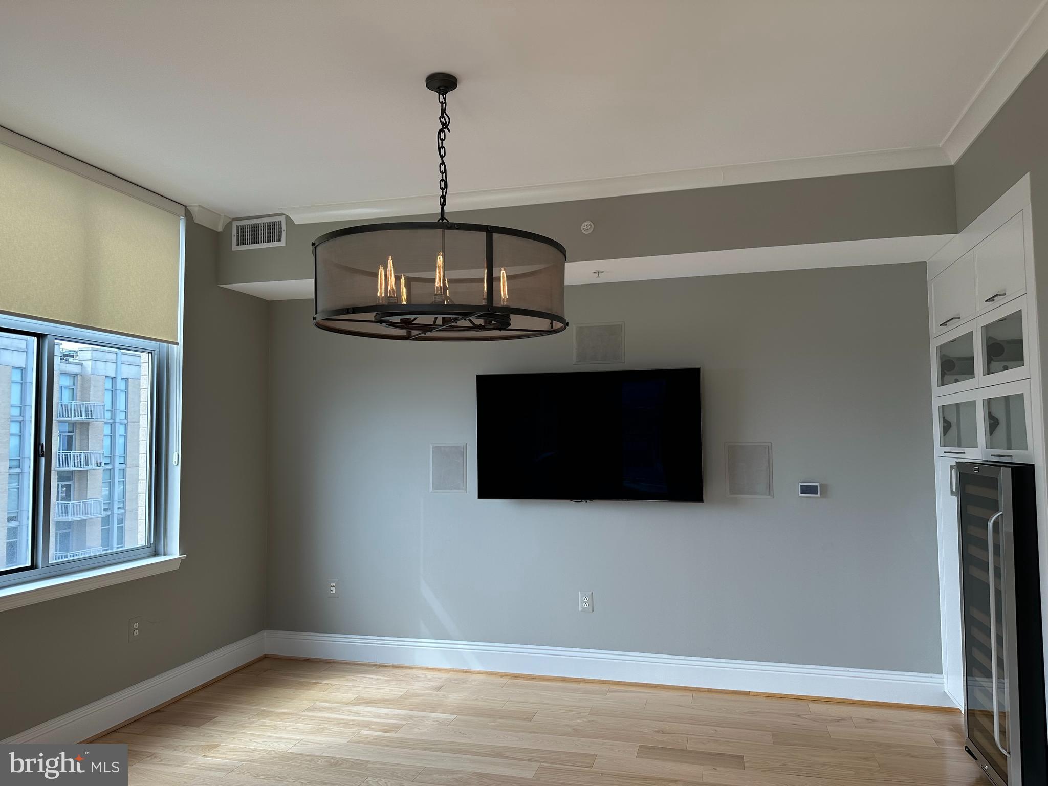 MIDTOWN AT RESTON TOWN CENTER - Residential Lease