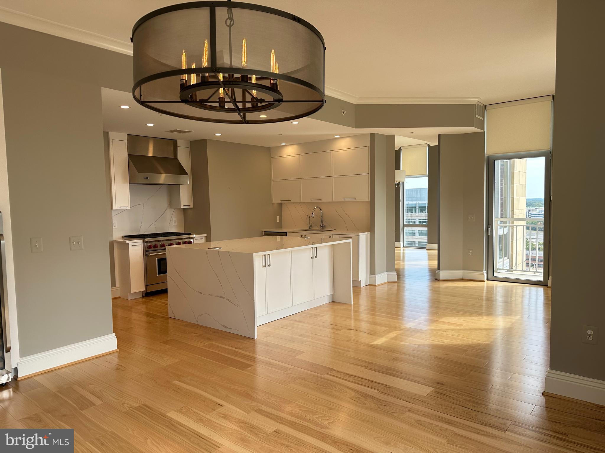 MIDTOWN AT RESTON TOWN CENTER - Residential Lease
