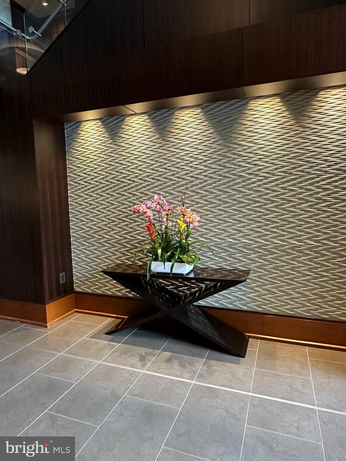 MIDTOWN AT RESTON TOWN CENTER - Residential Lease