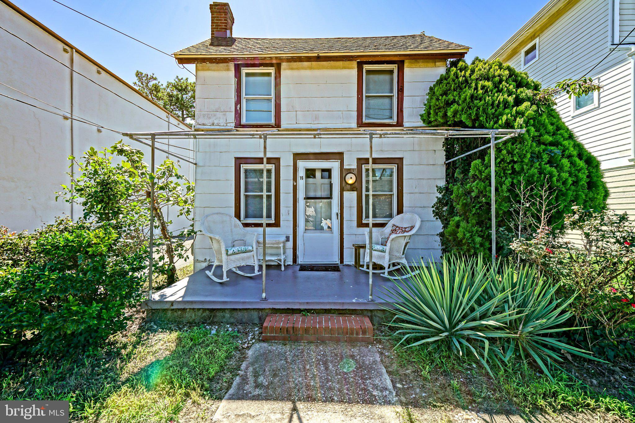 16 CHRISTIAN STREET