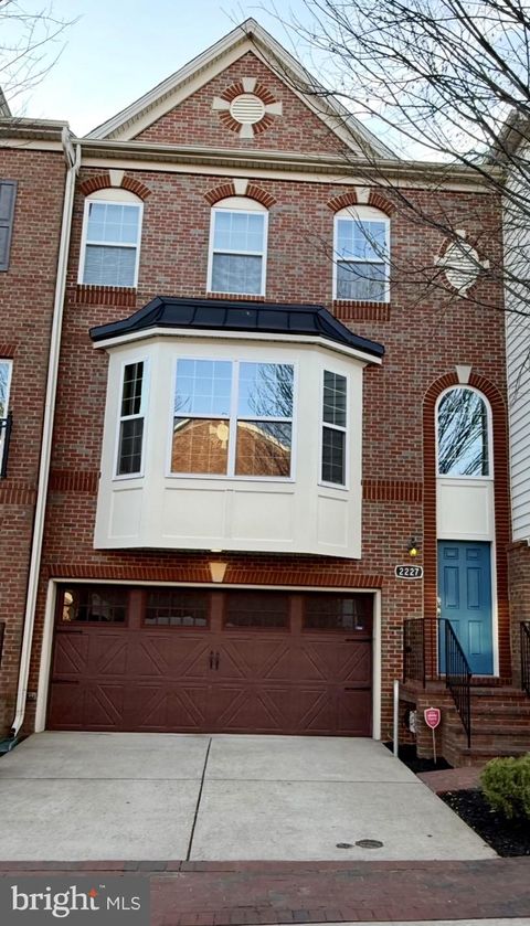 Photo of 2227 Congresbury Place, UPPER MARLBORO, MD 20774 (MLS # MDPG2196246)