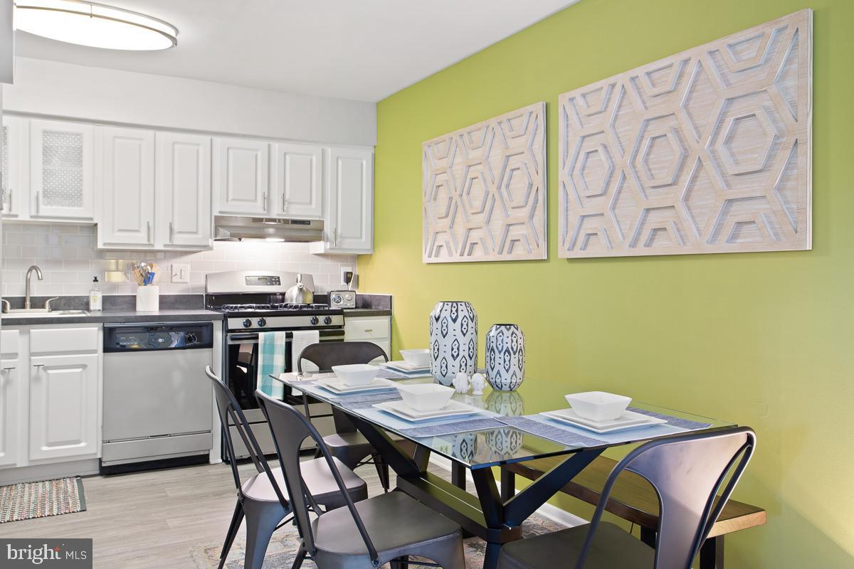 KINGS WOODS - Residential Lease