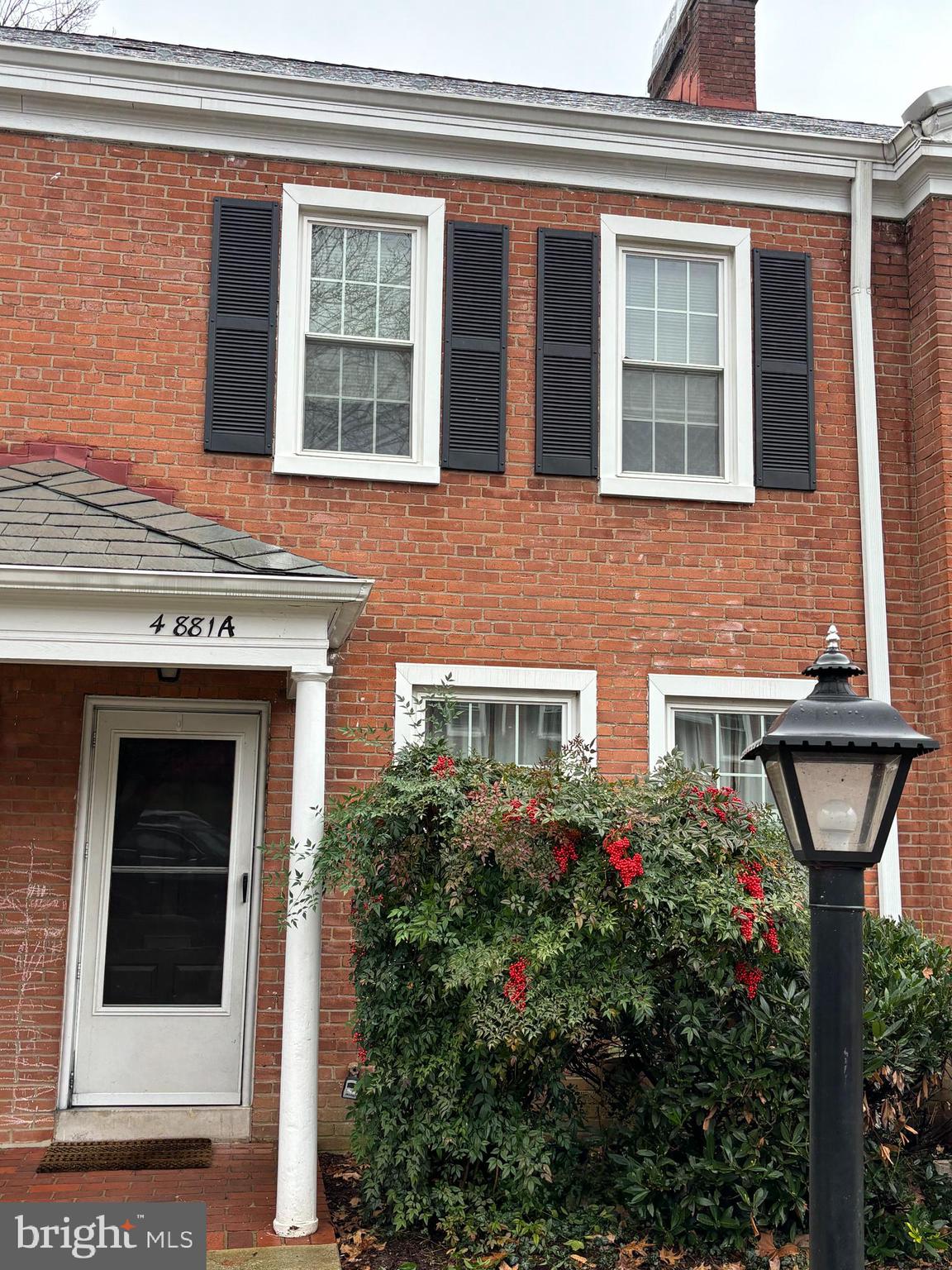 FAIRLINGTON VILLAGES - Residential Lease