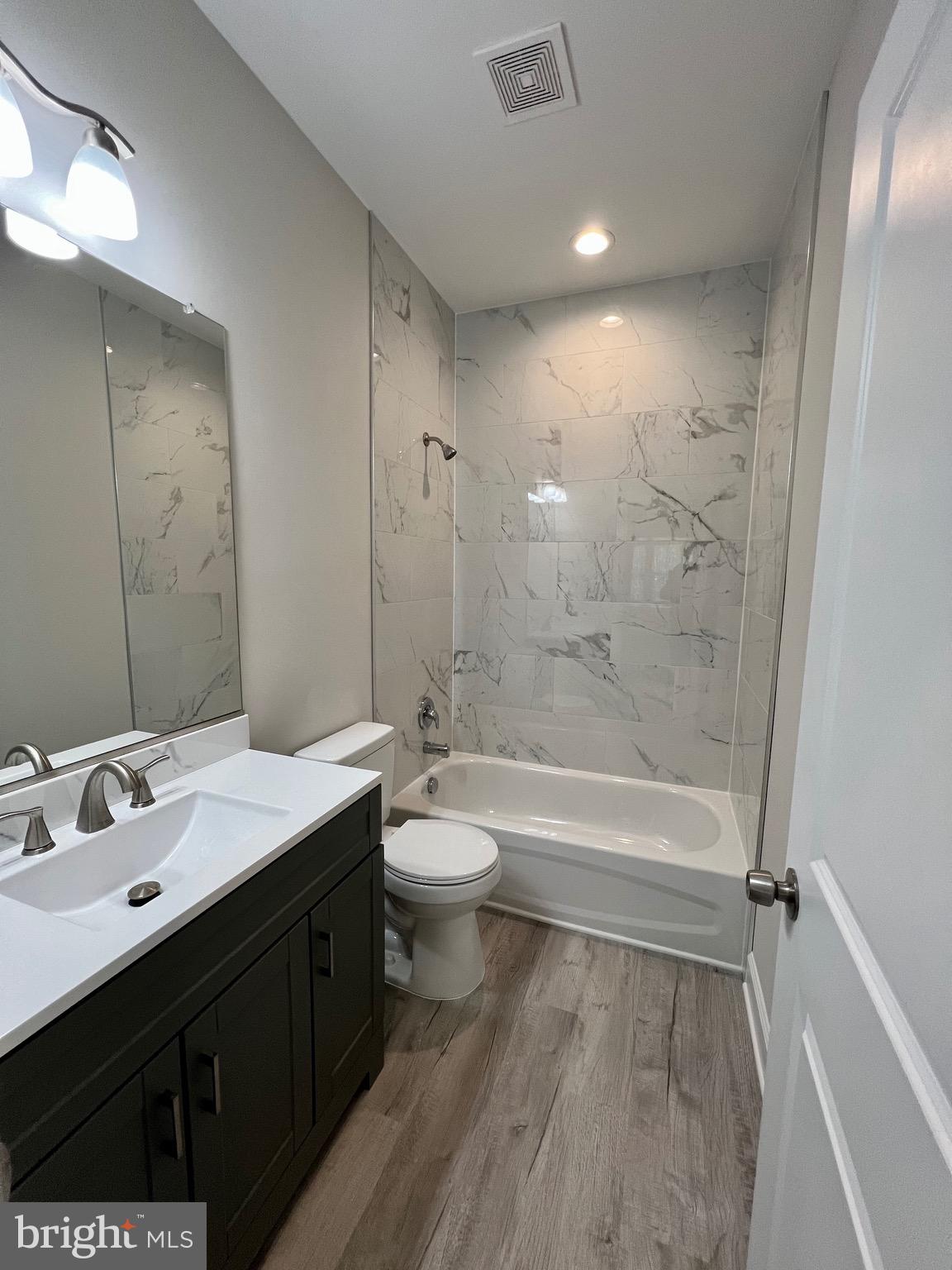 PLACID BAY ESTATES - Residential