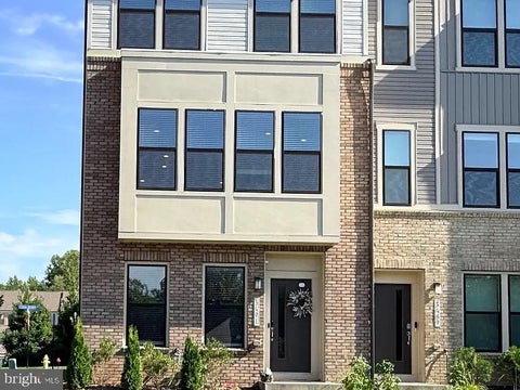 Townhouse For Rent - 3491 Cormorant Drive<br/> LAUREL, MD 20724