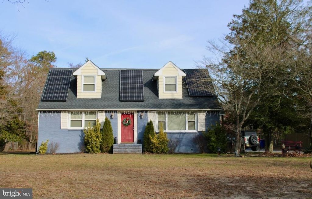 Photo of 535 Carlton Avenue, MILLVILLE, NJ 08332 (MLS # NJCB2027794)