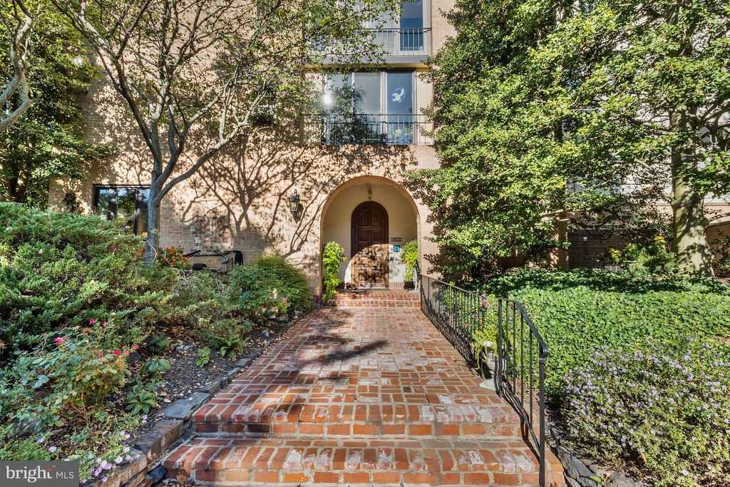 Photo of 1403 Shallcross Avenue #509, WILMINGTON, DE 19806 (MLS # DENC2090584)