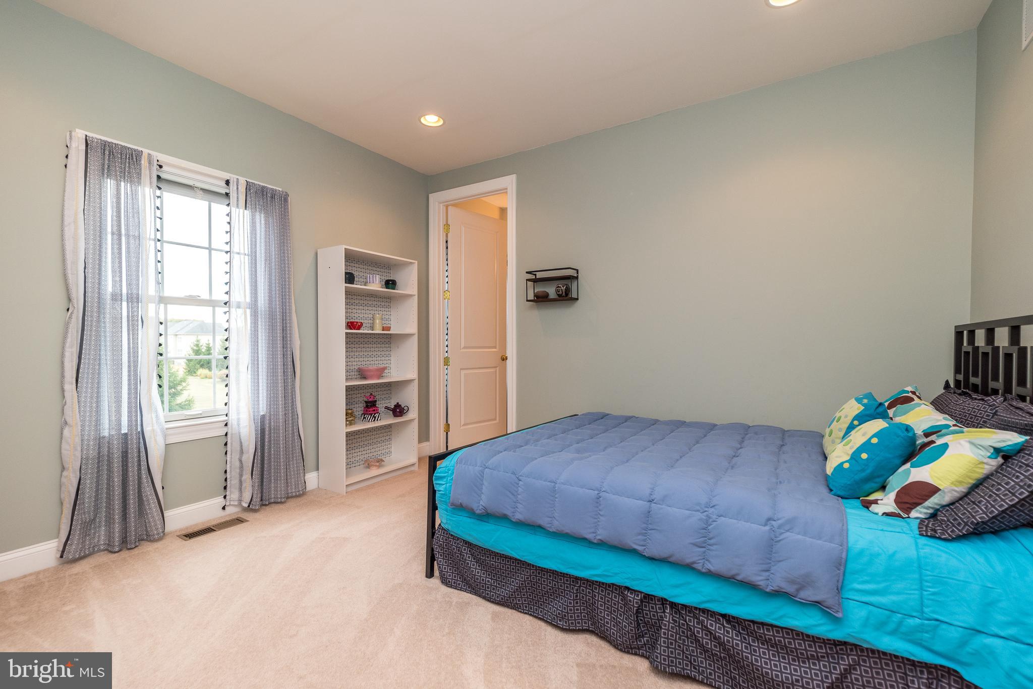 ASHLAND MEADOWS - Residential