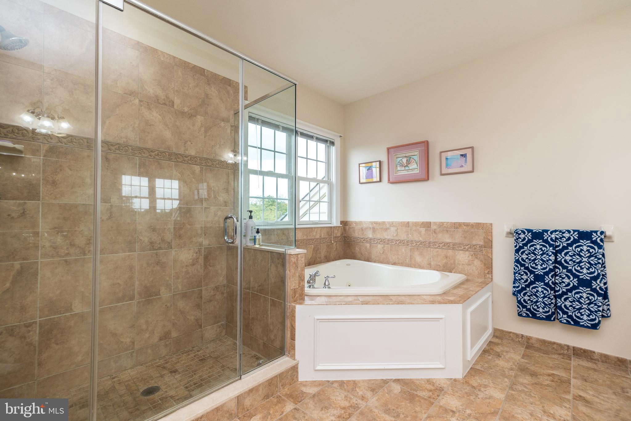 ASHLAND MEADOWS - Residential