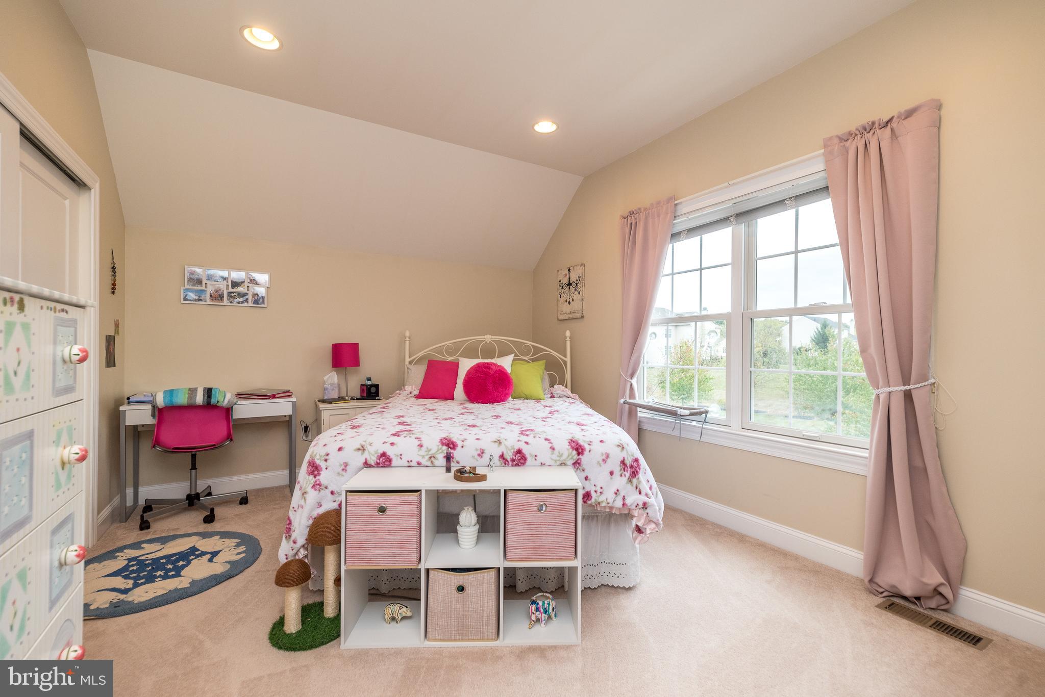 ASHLAND MEADOWS - Residential