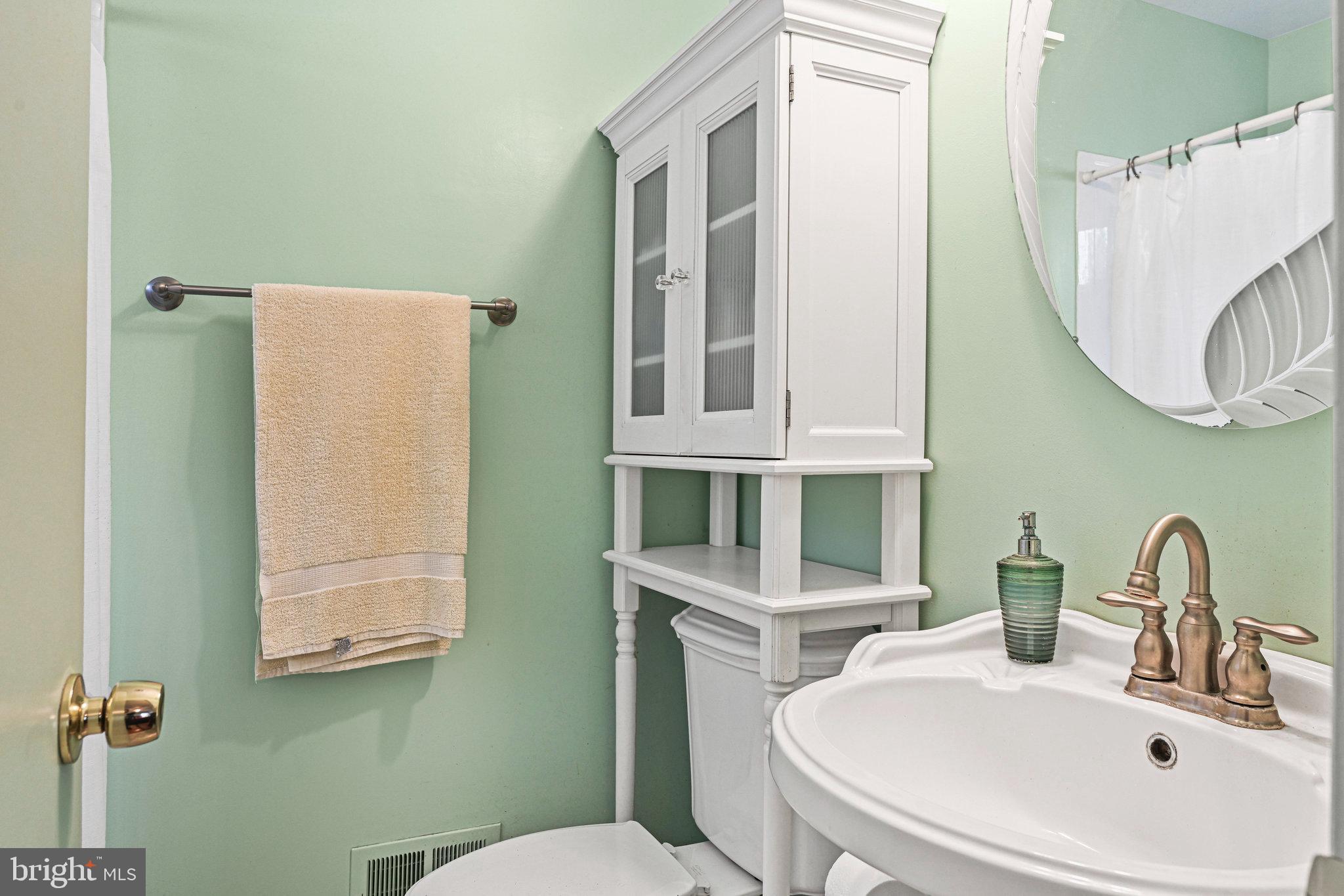 BROOKFIELD - Residential