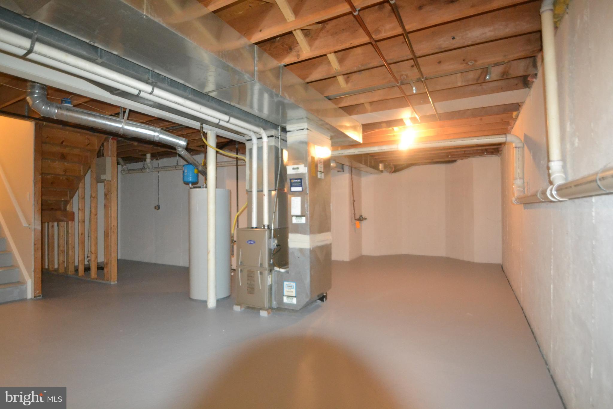 THE ENCLAVE - Residential