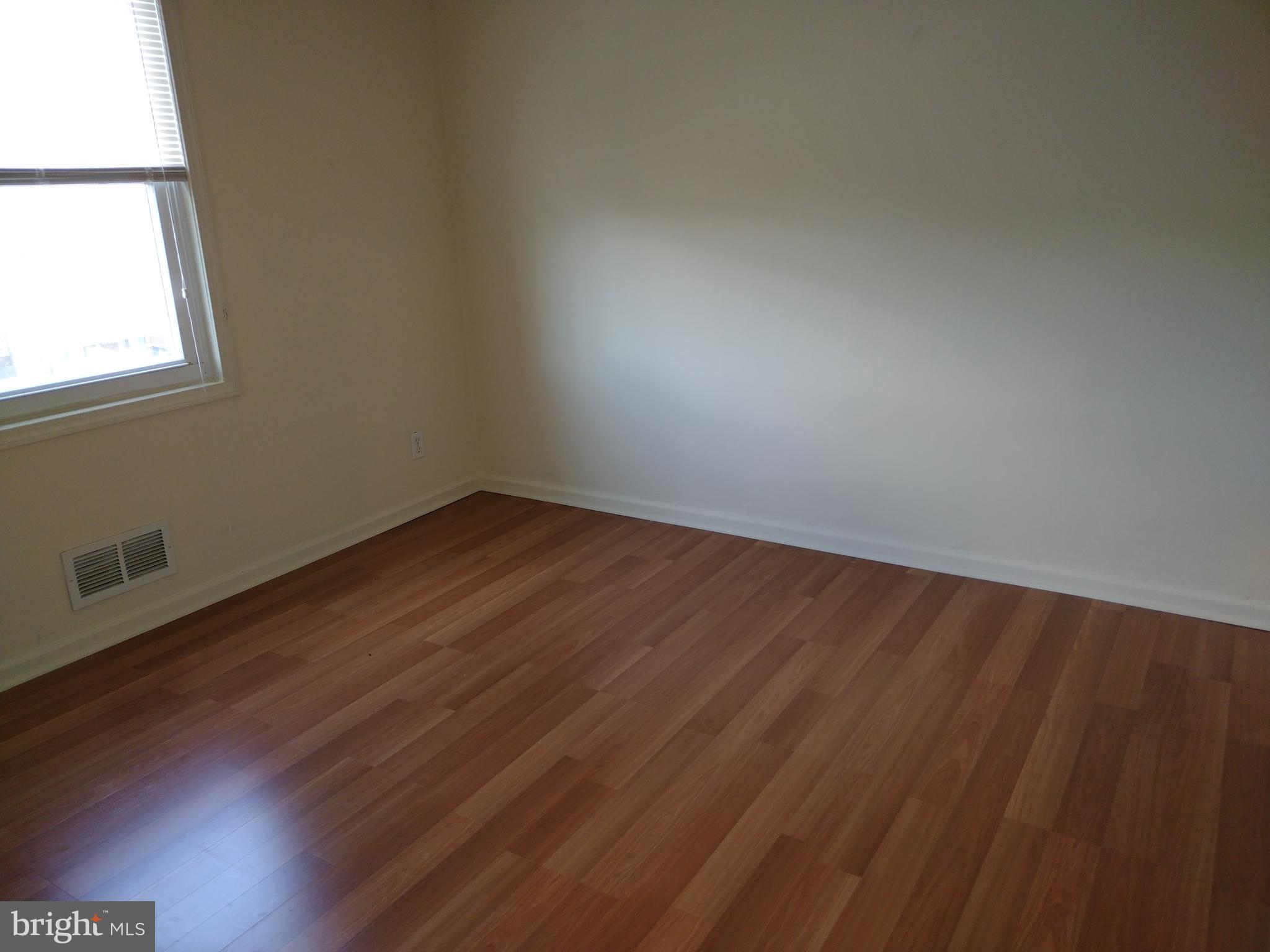 EASTFIELD - Residential