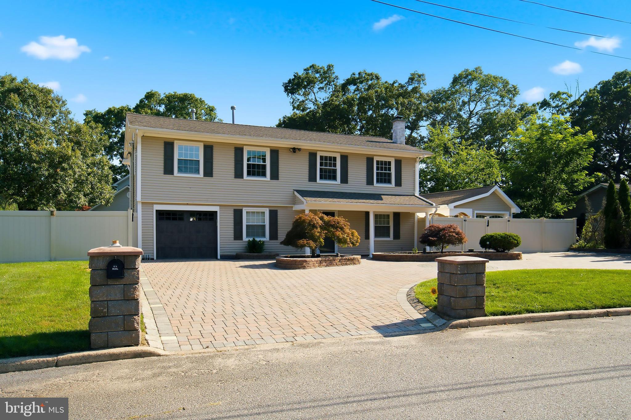 213 LAWRENCE DRIVE