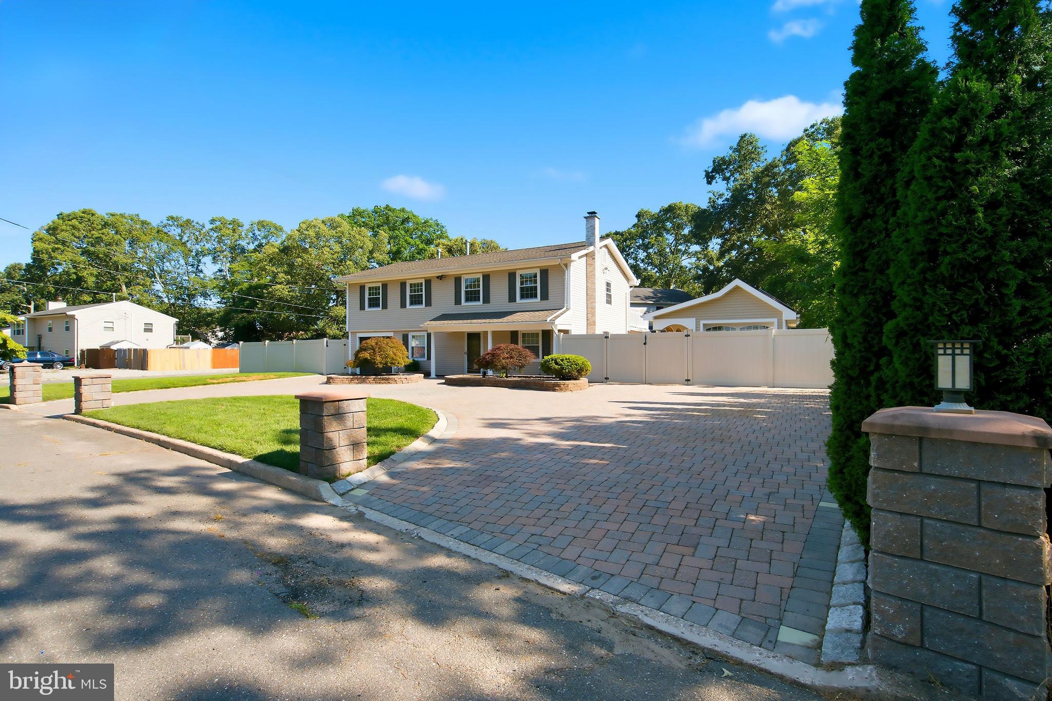 213 LAWRENCE DRIVE