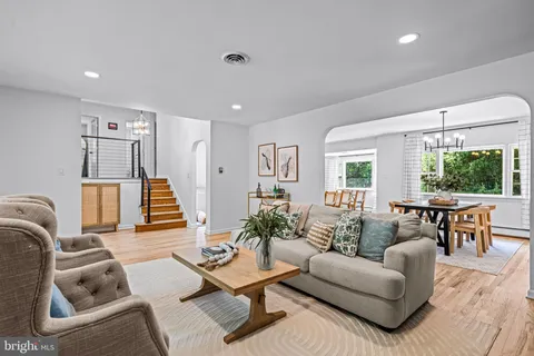 MLS: NJBL2073814