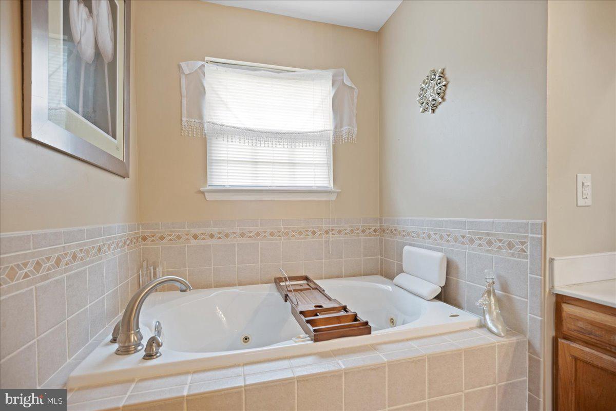 CLINTON VIEW 02 - Residential