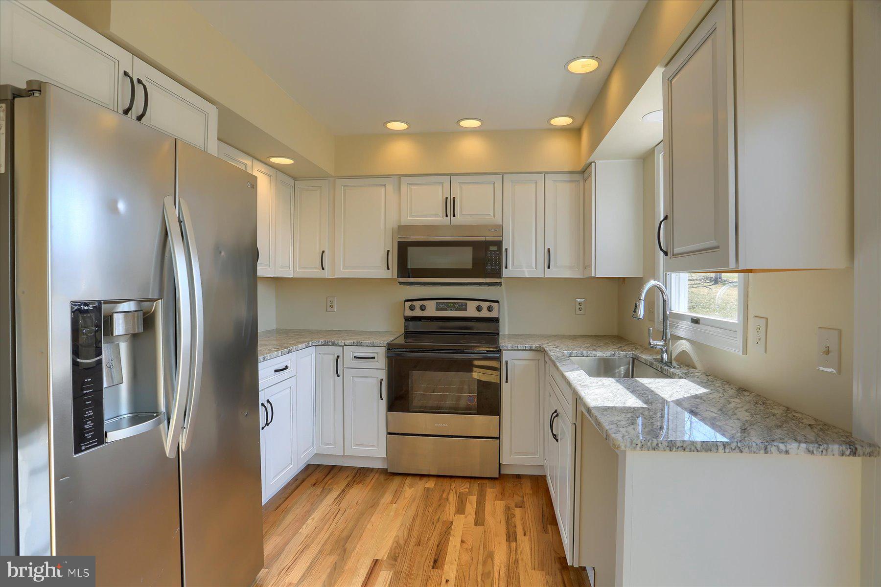 WOODRIDGE ESTATES - Residential