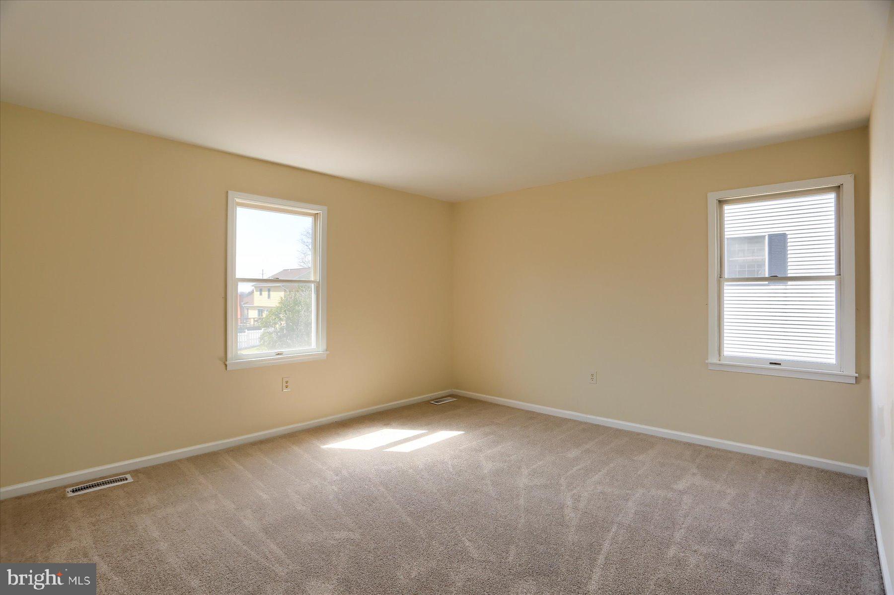 WOODRIDGE ESTATES - Residential