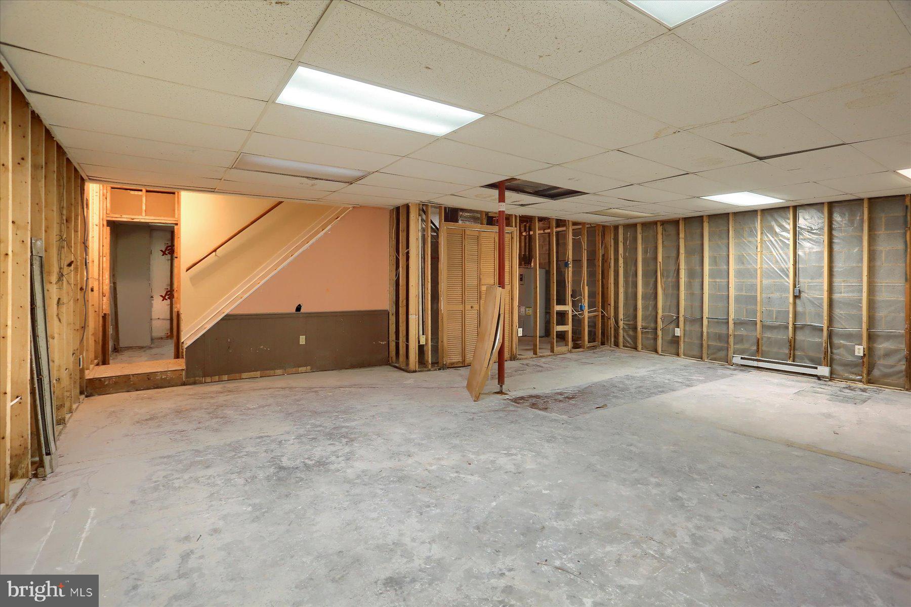 WOODRIDGE ESTATES - Residential