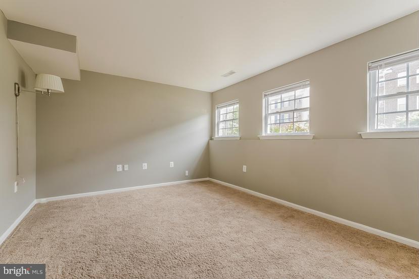 TAVISTOCK FARMS - Residential