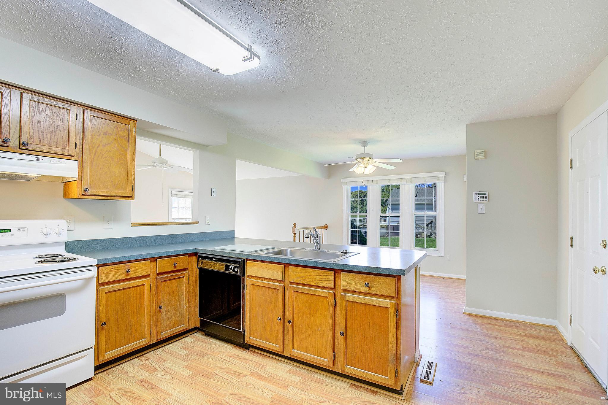 SUNNYFIELD ESTATES - Residential