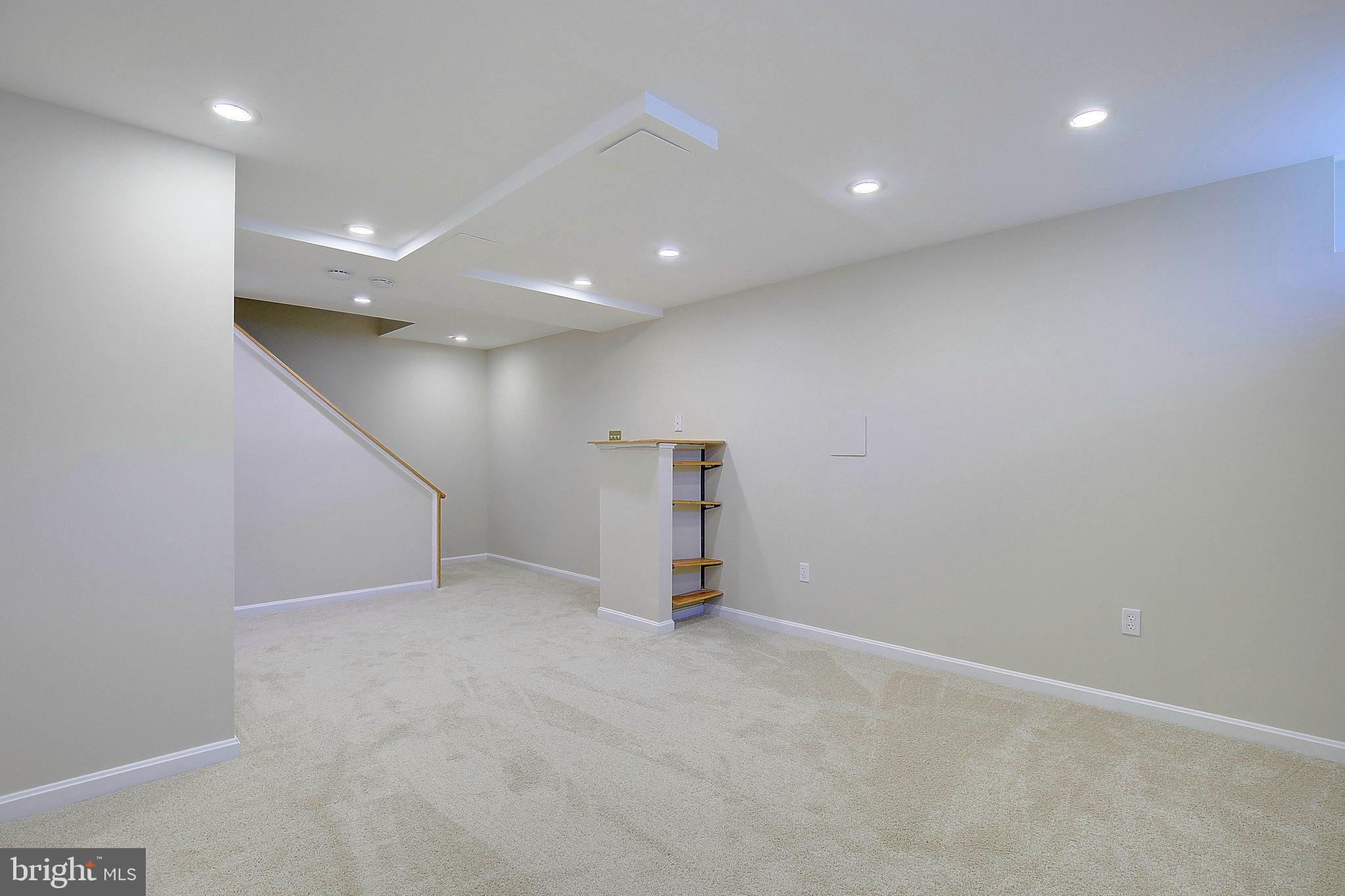 SUNNYFIELD ESTATES - Residential