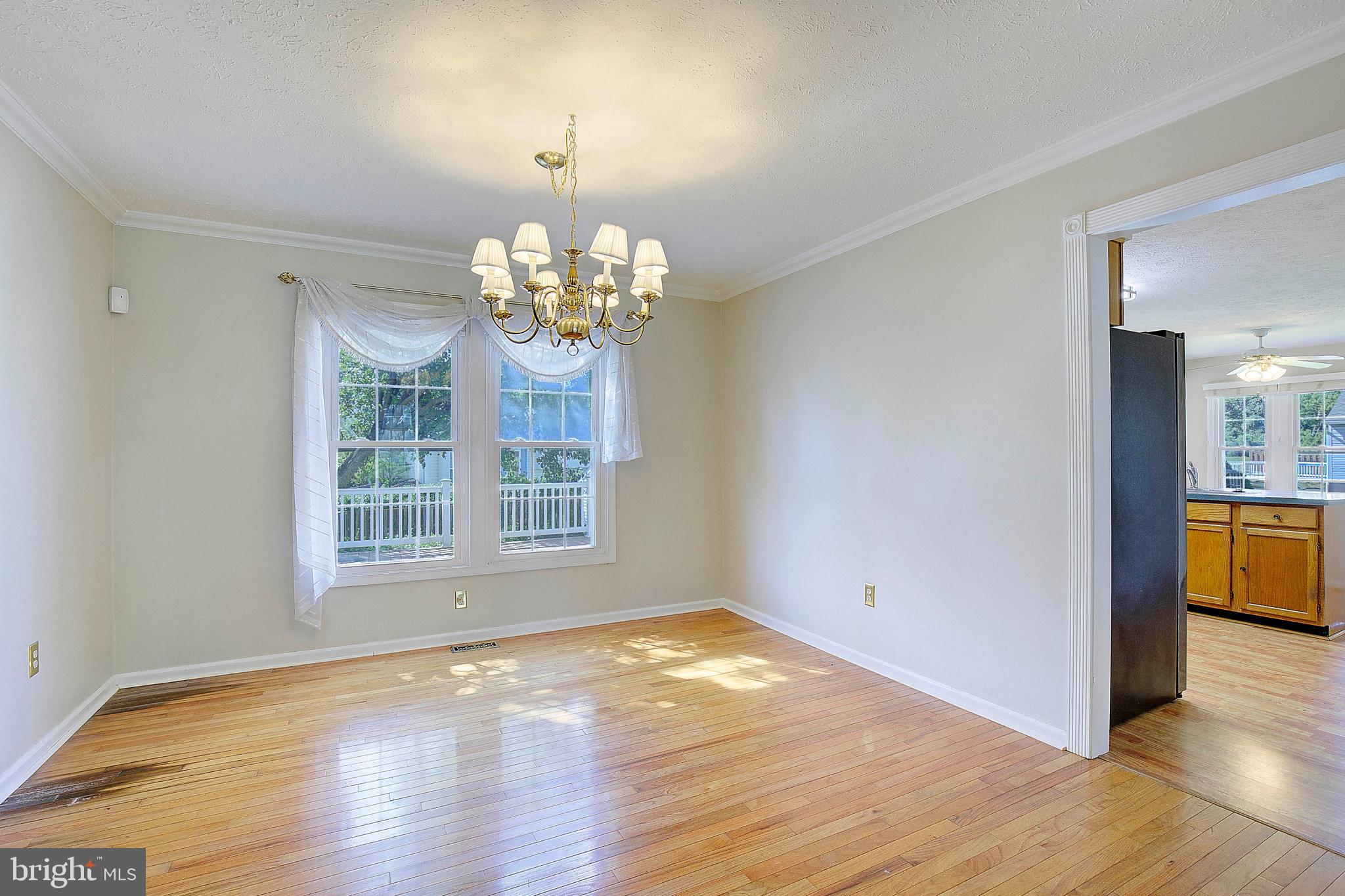 SUNNYFIELD ESTATES - Residential