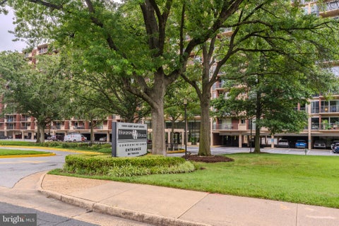 Photo of 1300 Army Navy Drive #118, ARLINGTON, VA 22202 (MLS # VAAR2077504)