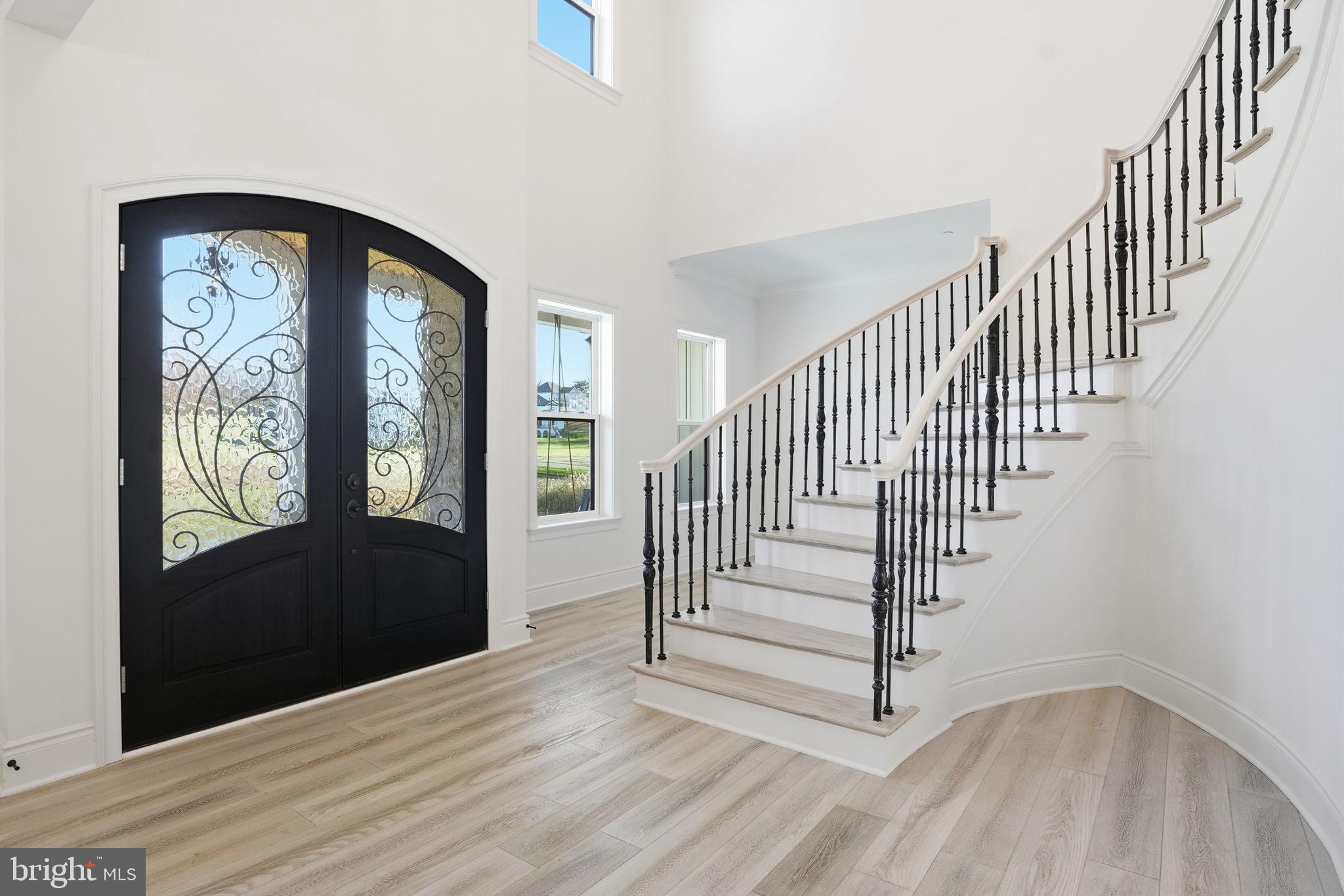 REGULARS - Residential