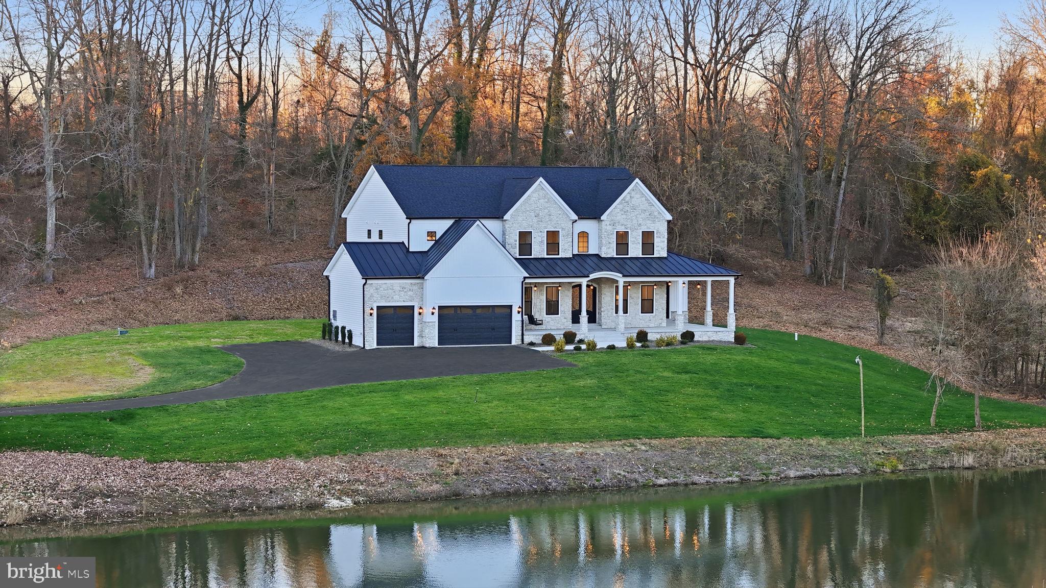 REGULARS - Residential