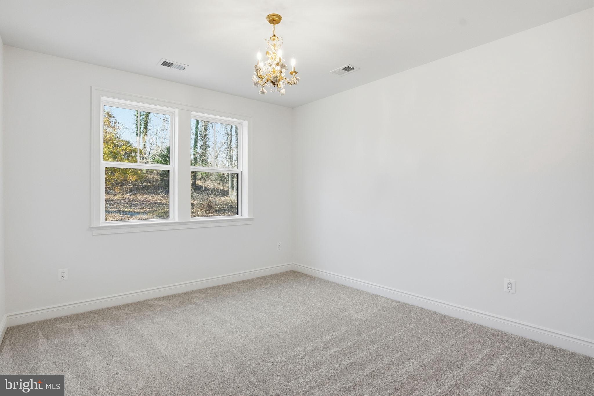 REGULARS - Residential