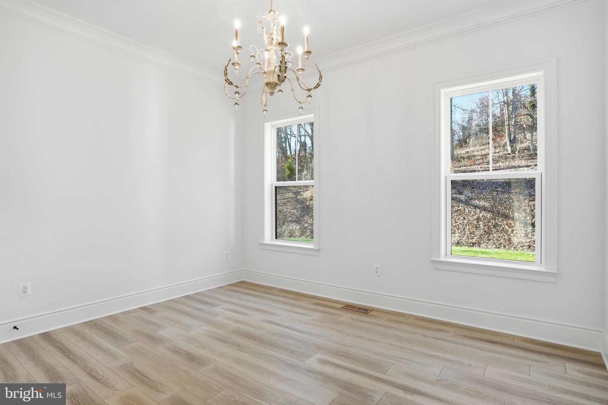 REGULARS - Residential