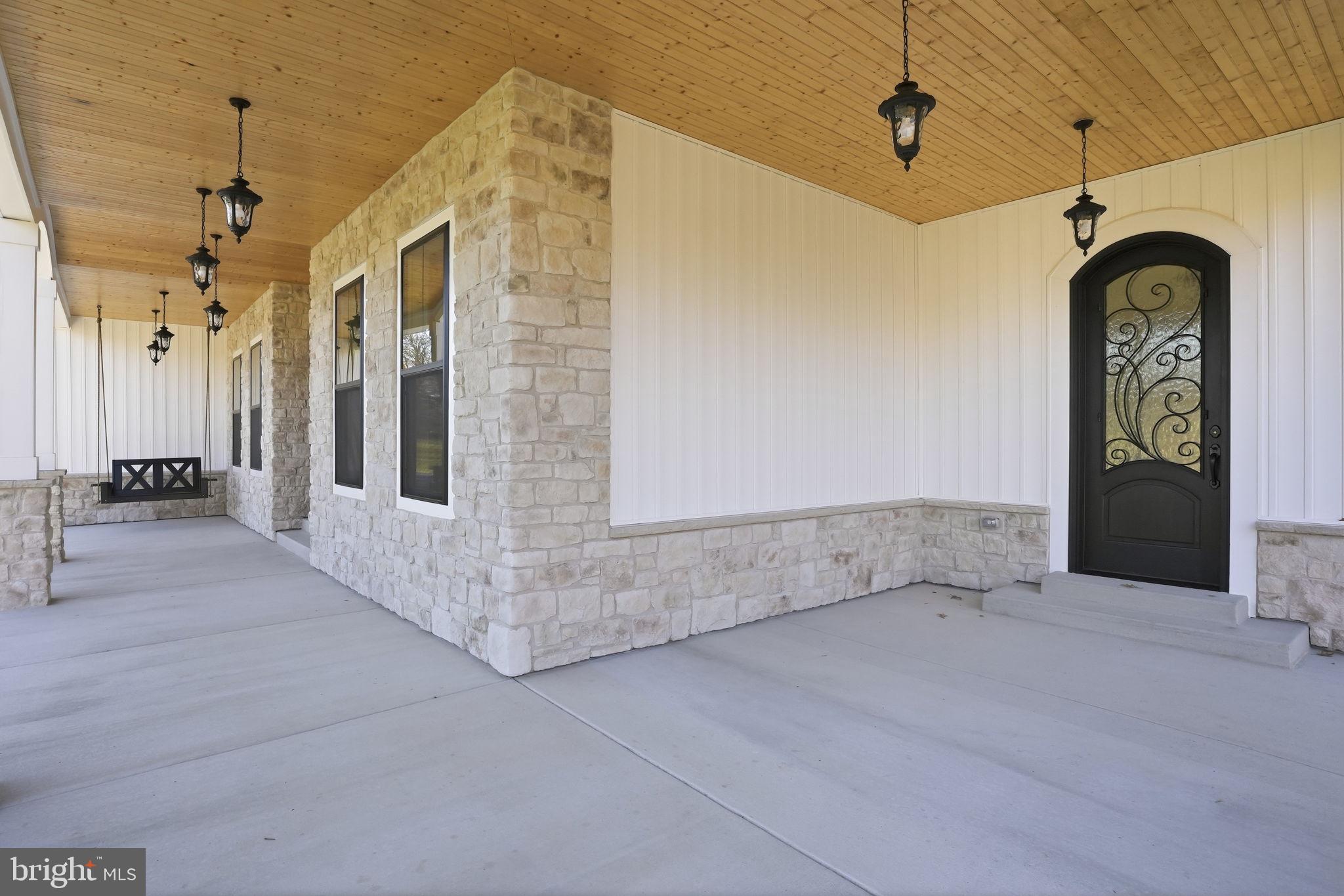 REGULARS - Residential